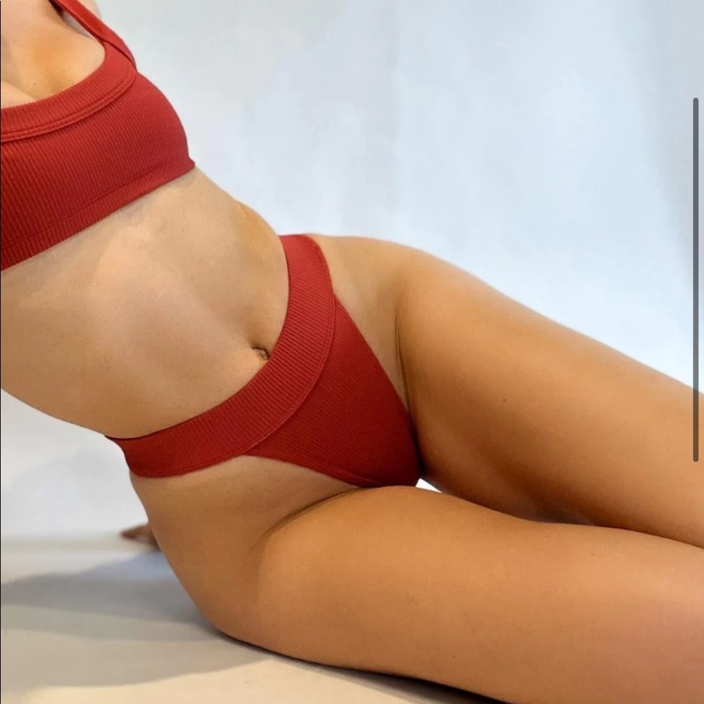 Anew generation (TikTok viral) brand new swimsuit bottoms in white